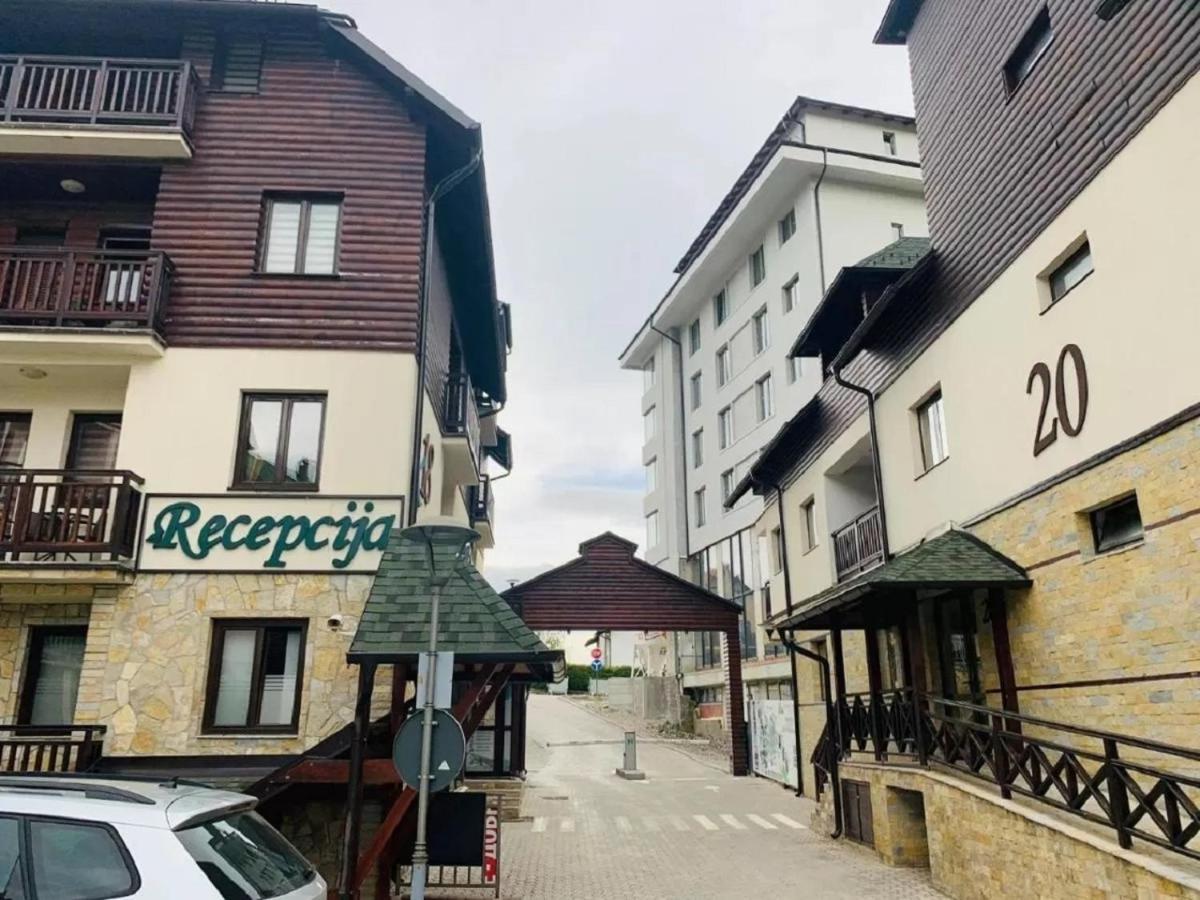Apartman Adrijan ซลาตีบอร์ ภายนอก รูปภาพ