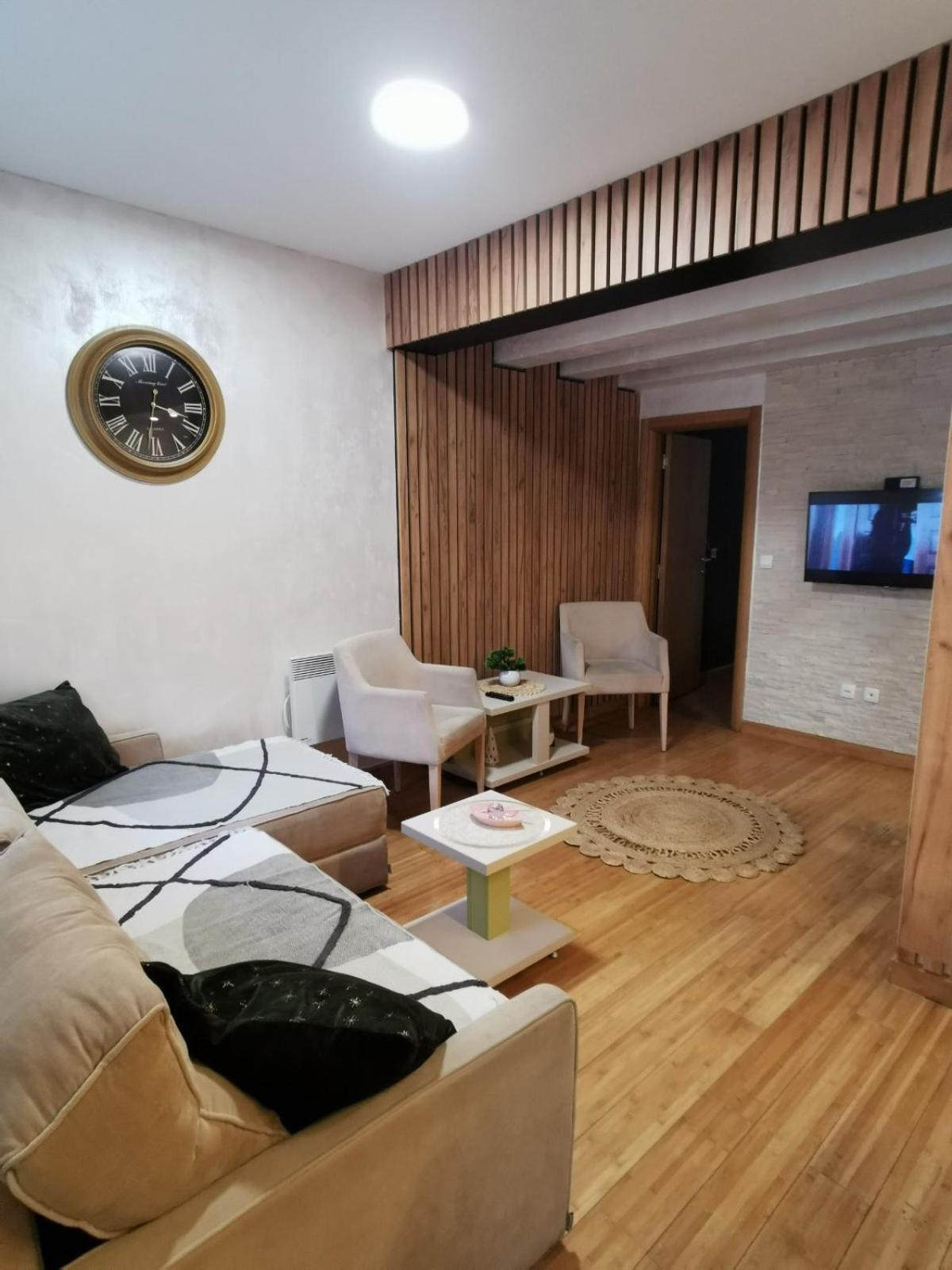 Apartman Adrijan ซลาตีบอร์ ภายนอก รูปภาพ