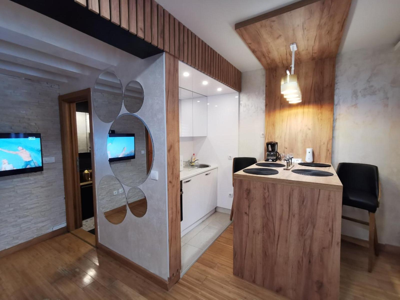 Apartman Adrijan ซลาตีบอร์ ภายนอก รูปภาพ