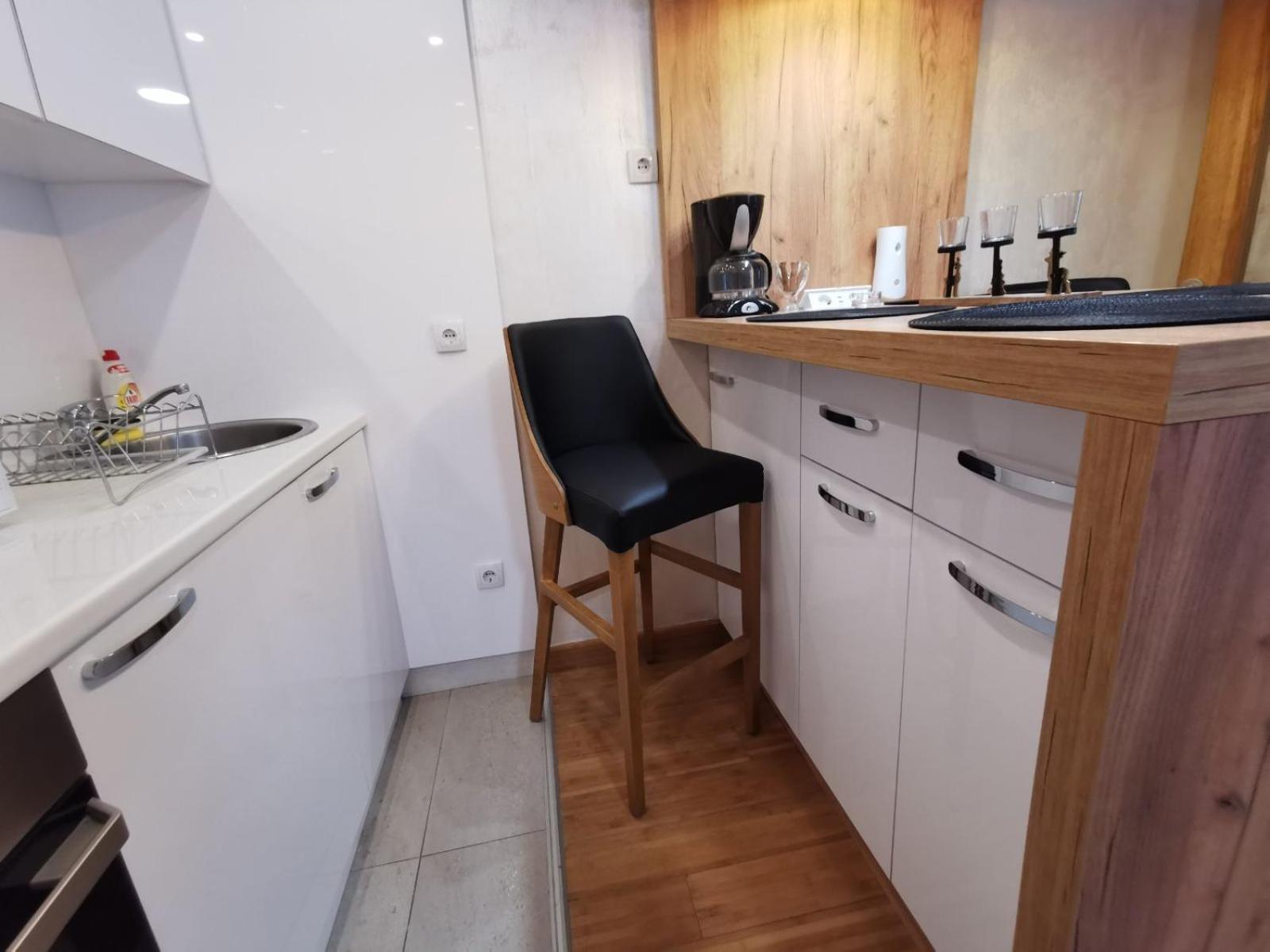 Apartman Adrijan ซลาตีบอร์ ภายนอก รูปภาพ
